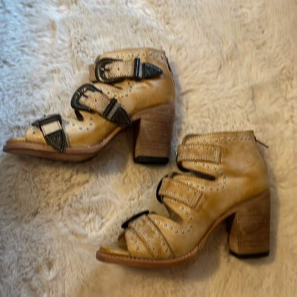 Freebird Violet Boots - Picture 6 of 7